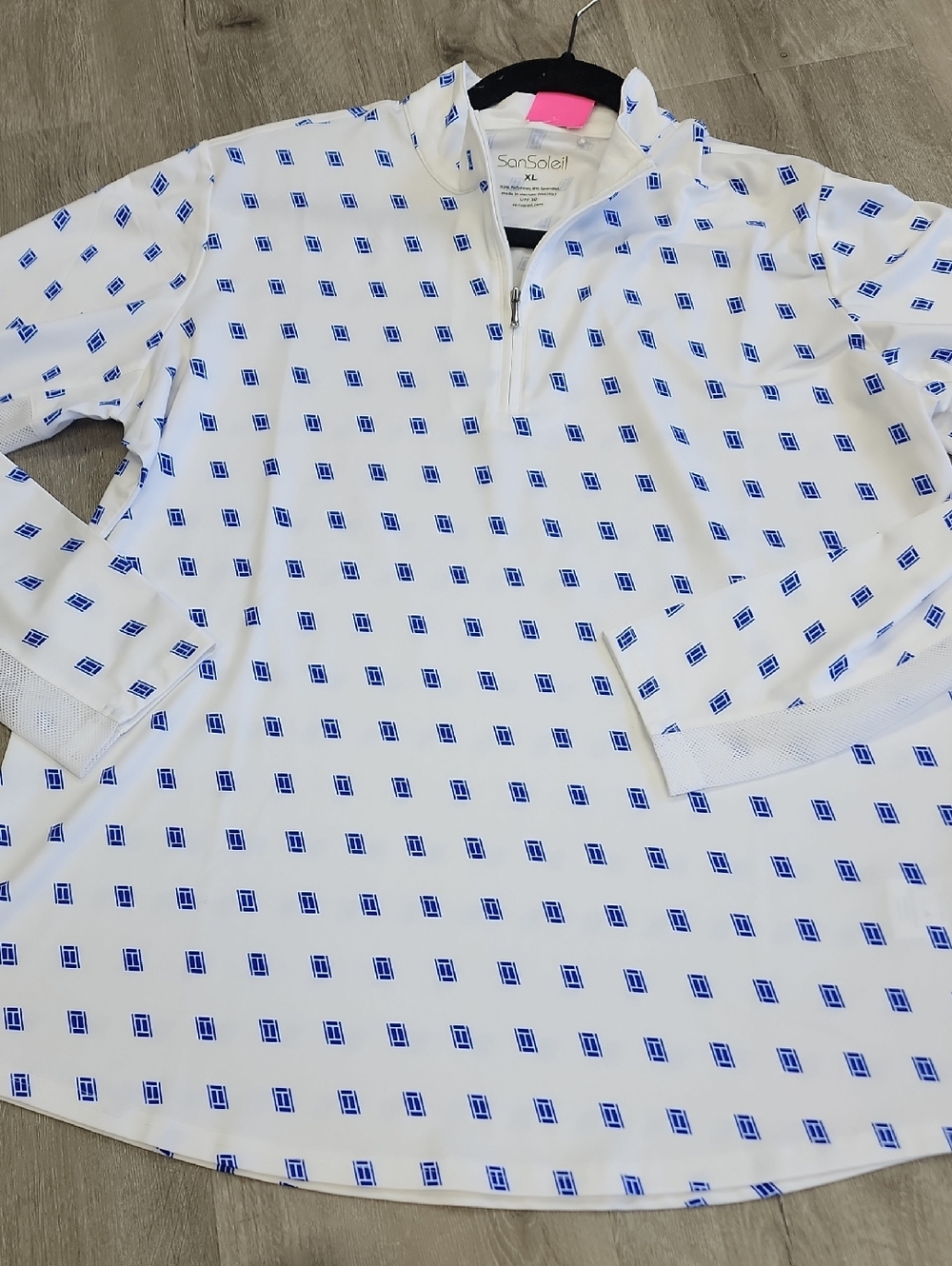 SanSoleil White & Blue Printed 1/4 Zip Women's Top Spf 50